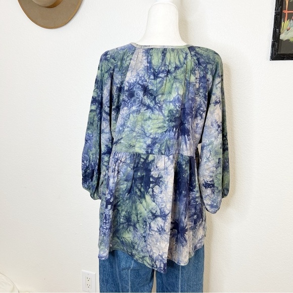 Cabi Woodstock Tie-dye Print Top M - Picture 7 of 11